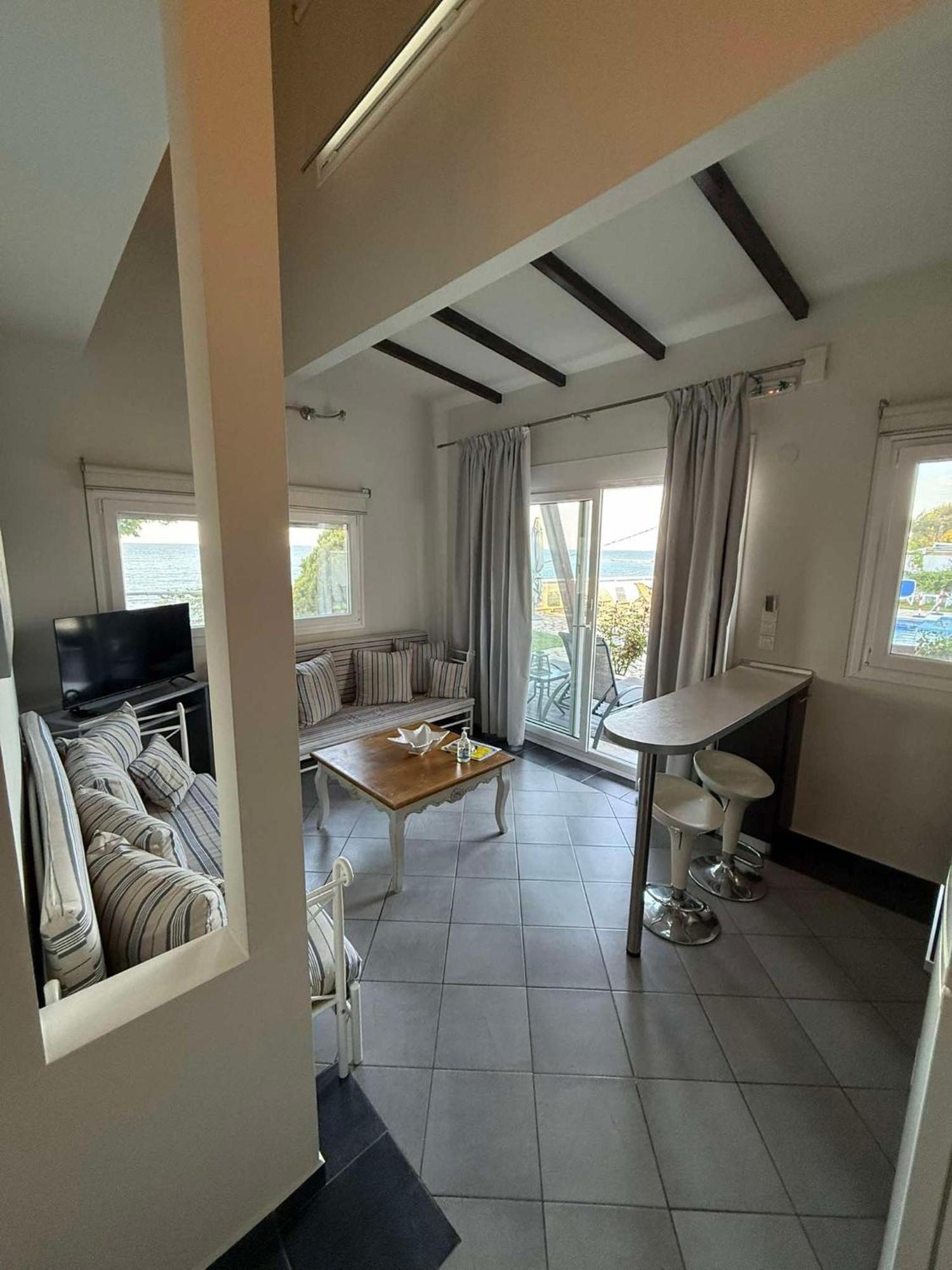 Olympos Beach Villas Литокорон Екстериор снимка